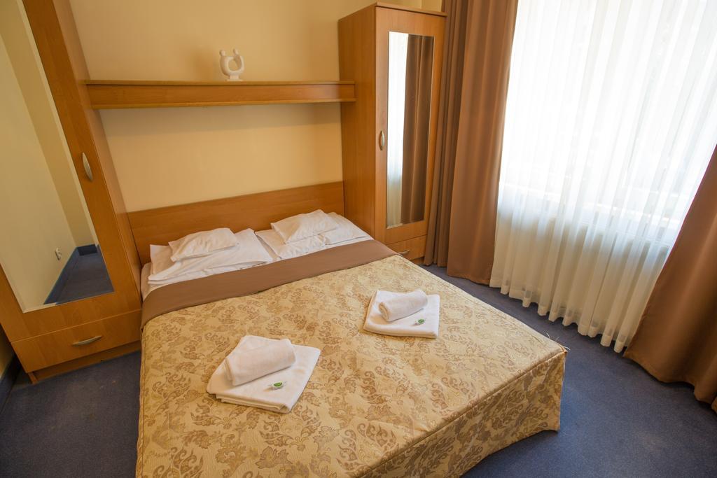 Fian - Noclegi I Konferencje W Centrum Zakopane Buitenkant foto