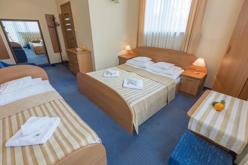 Fian - Noclegi I Konferencje W Centrum Zakopane Buitenkant foto