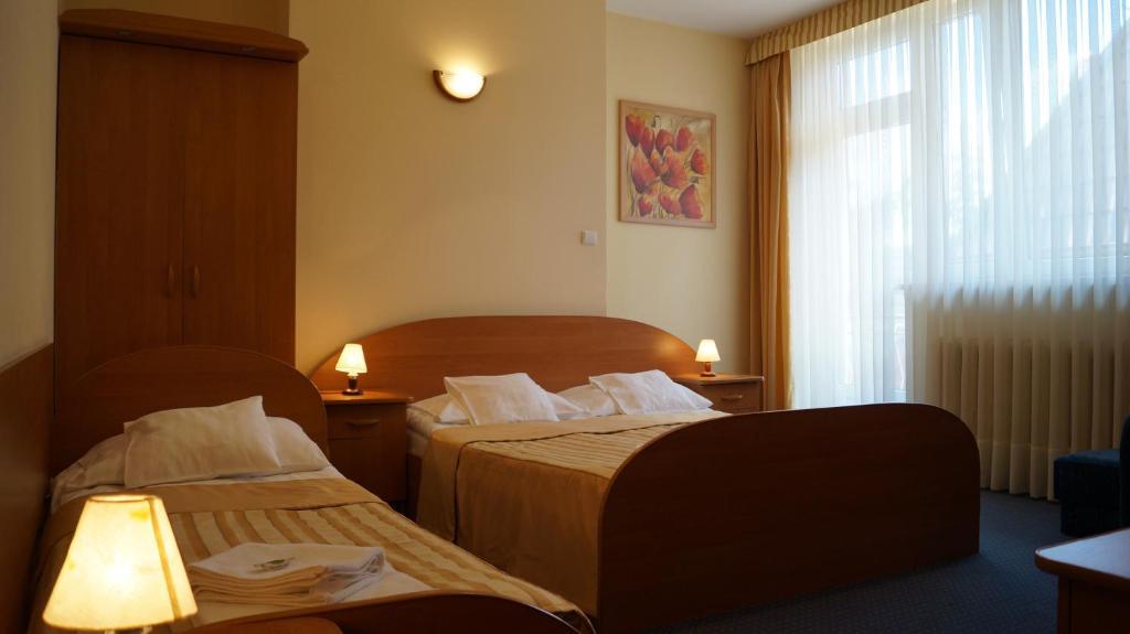 Fian - Noclegi I Konferencje W Centrum Zakopane Buitenkant foto